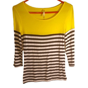 Junior‎ DNA Couture Yellow And Black And White Stripe Small Shirt